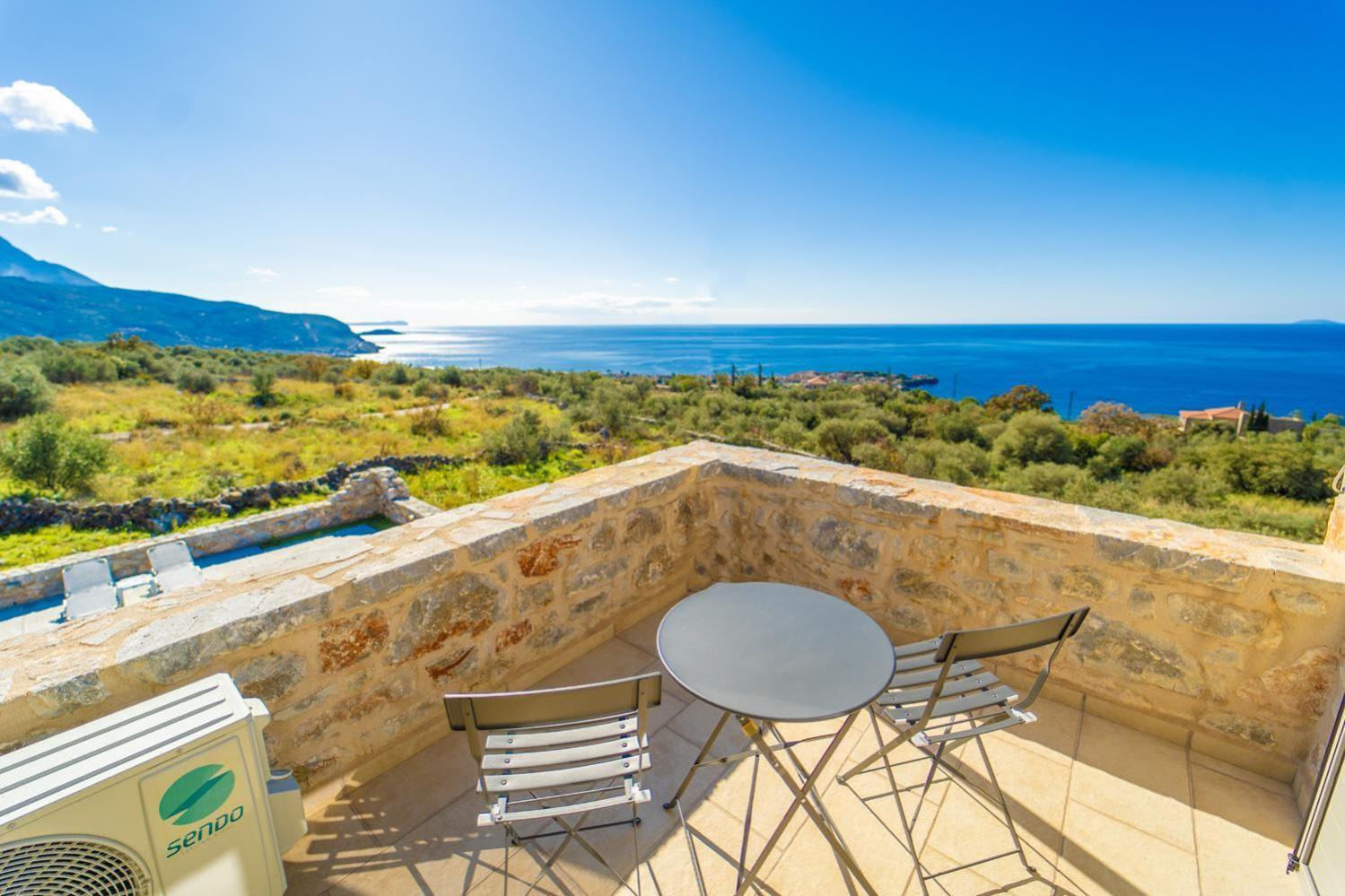 Villa Dioni Ena Пірогос Екстер'єр фото